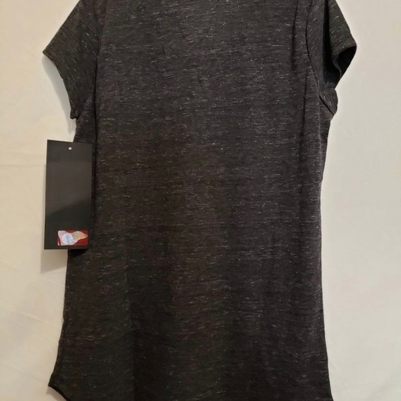 Bonus Jewelry included ‼️ Youth XL Red and black “Wolfpack” graphic tee - Picture 3 of 3